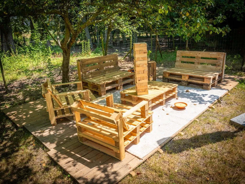 Reuzenjenga op loungeset.webp